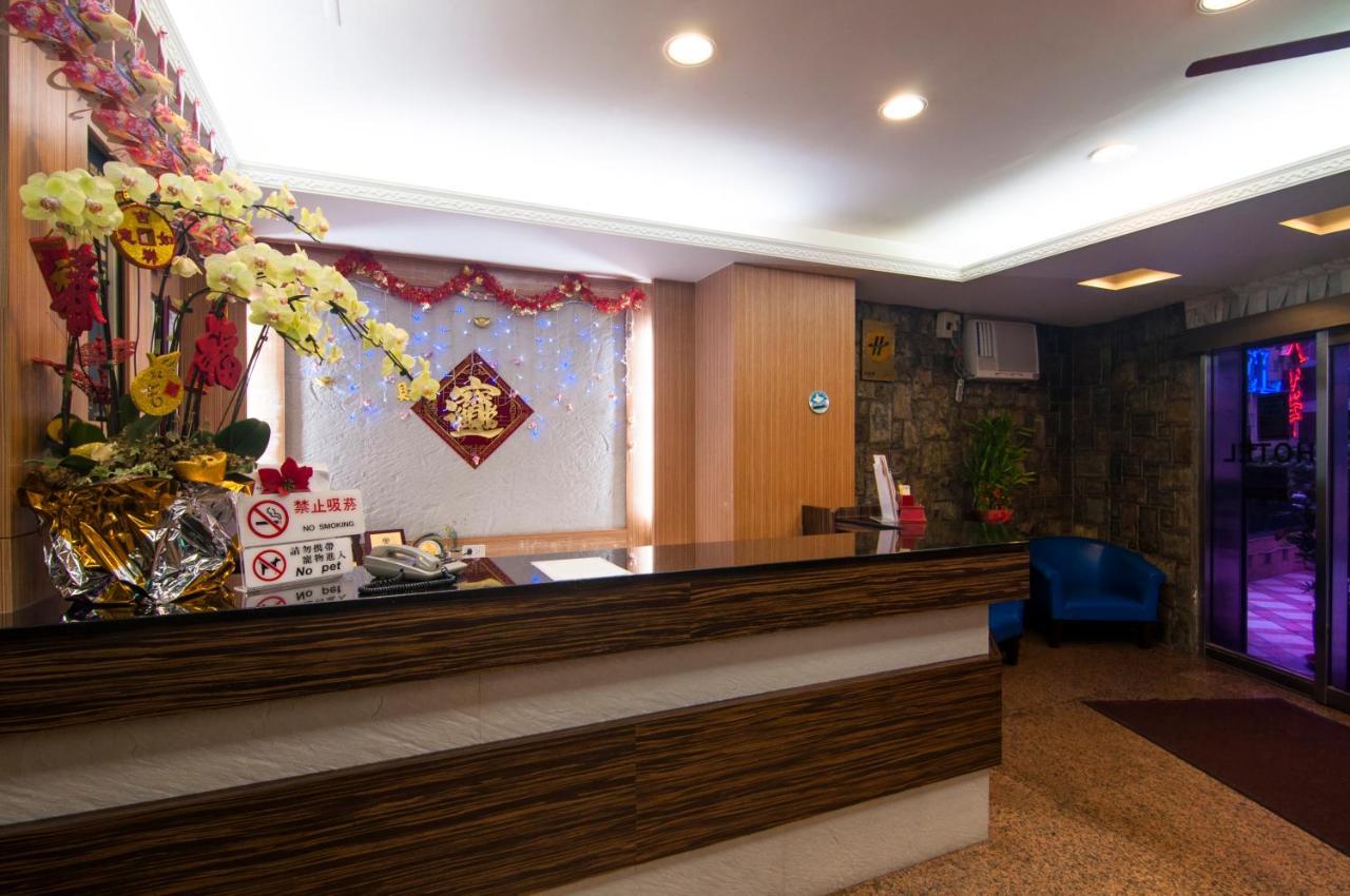 Dahua Hotel Цзилун Экстерьер фото